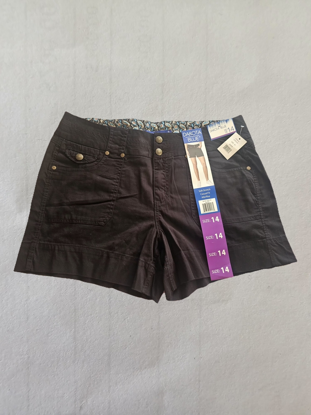Dakota Blue Women's Black Mid-Rise Jean Shorts - Size 14
